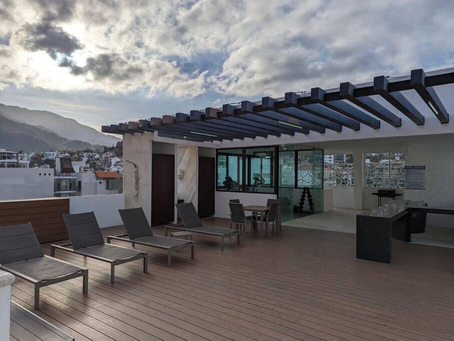 Ocean View Penthouse In P.V. Romantic Zone Πουέρτο Βαγιάρτα Εξωτερικό φωτογραφία